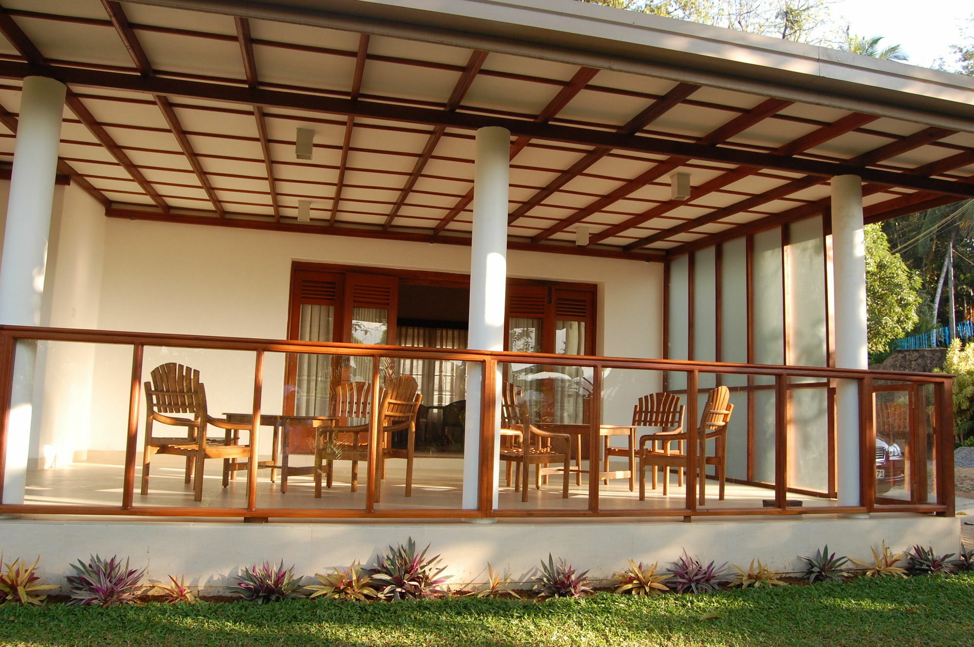 רטנאפורה Serene Villa מראה חיצוני תמונה